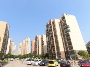 合肥肥西濱河小區(qū)百葉窗、樓梯扶手定制